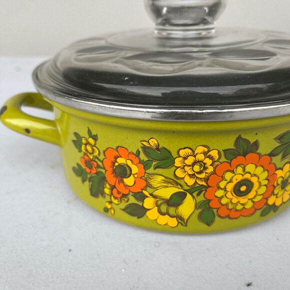 VTG 70s Avocado Green Floral Enamel Pot w/ Glass Lid Retro Boho Kitchen Decor - Picture 4 of 14